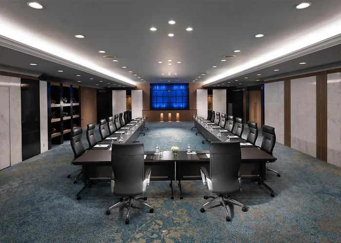 Hilton Fukuoka Sea Hawk